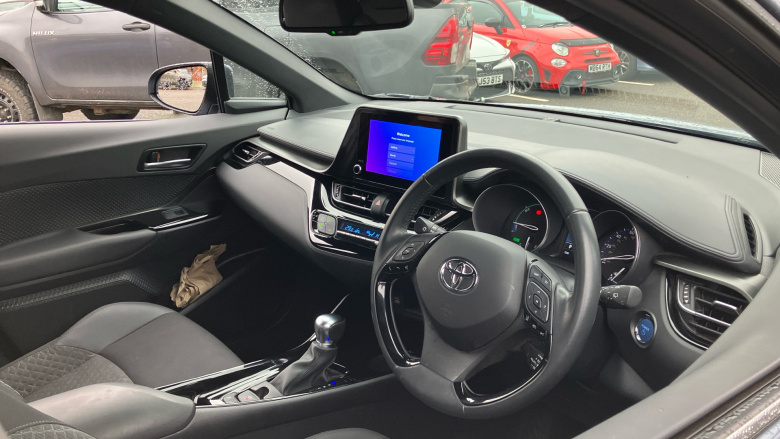 Toyota C-HR 2.0 Hybrid Design 5dr CVT Hybrid Hatchback
